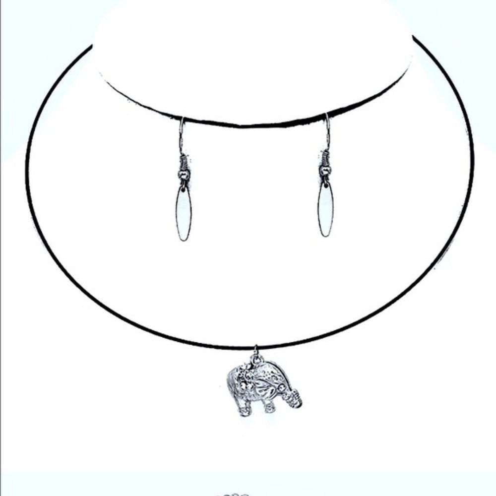 Farah Jewelry Elephant Pendant Choker & Earrings
